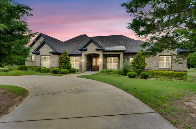 307 Terrace Lane, Cedar Hill, TX 75104