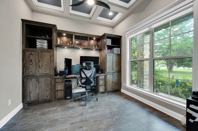 307 Terrace Lane, Cedar Hill, TX 75104