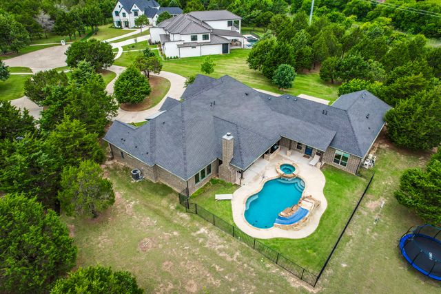 307 Terrace Lane, Cedar Hill, TX 75104