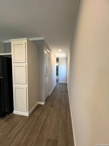 1296 COUNTRY LN, Marion, TX 78124