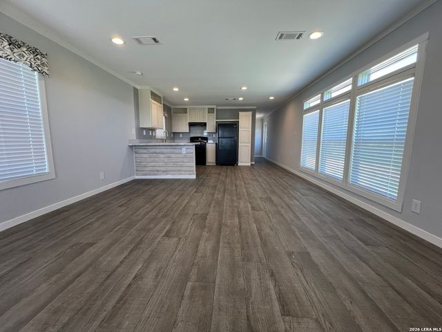 1296 COUNTRY LN, Marion, TX 78124