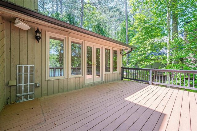 137 Broadwater Court, Waleska, GA 30183