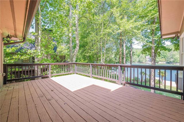 137 Broadwater Court, Waleska, GA 30183