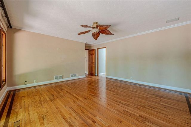 137 Broadwater Court, Waleska, GA 30183
