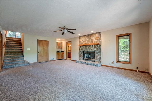 137 Broadwater Court, Waleska, GA 30183