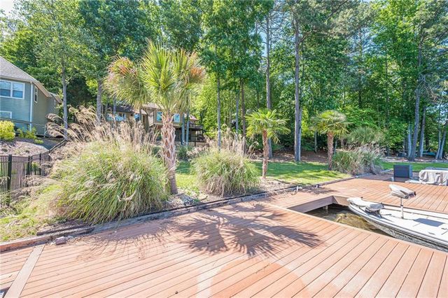 137 Broadwater Court, Waleska, GA 30183
