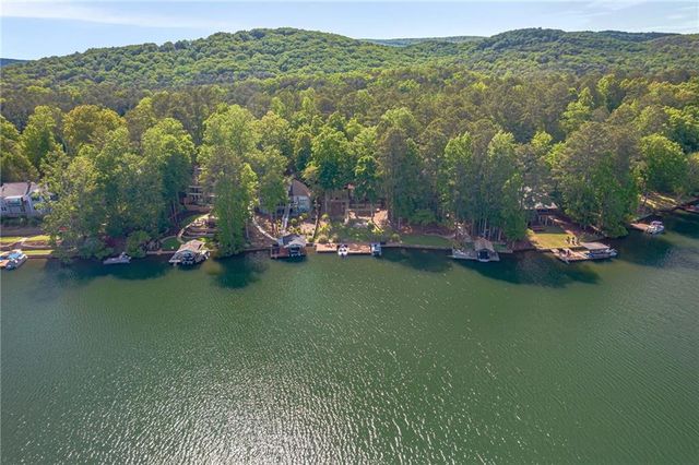 137 Broadwater Court, Waleska, GA 30183