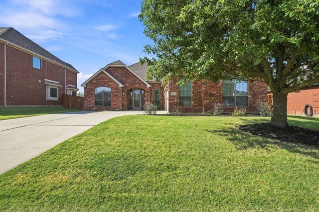 812 Peach Lane, Burleson, TX 76028