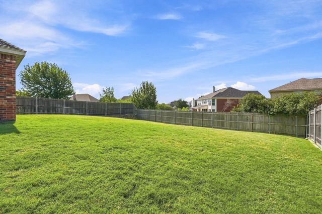 812 Peach Lane, Burleson, TX 76028