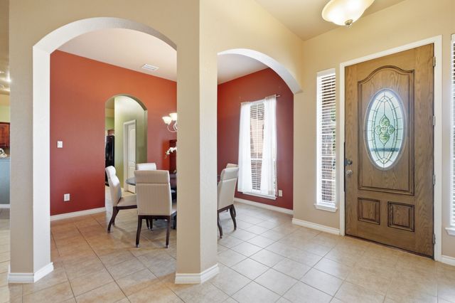 812 Peach Lane, Burleson, TX 76028