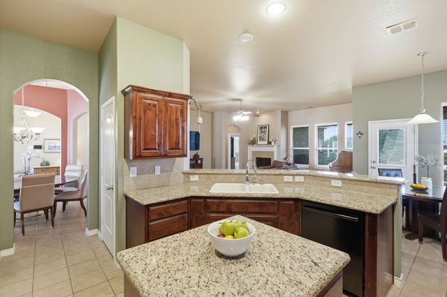 812 Peach Lane, Burleson, TX 76028