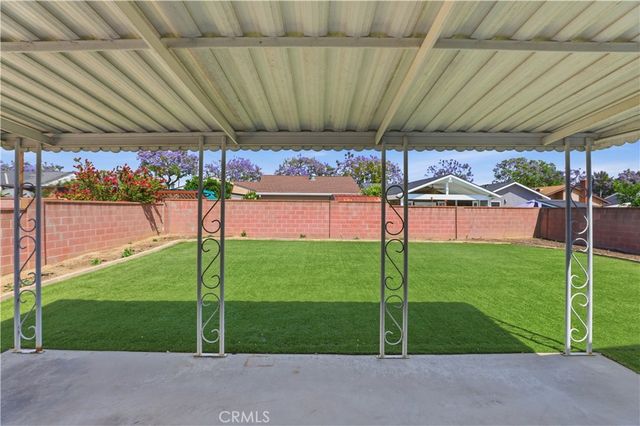 11214 Thrace, Whittier, CA 90604