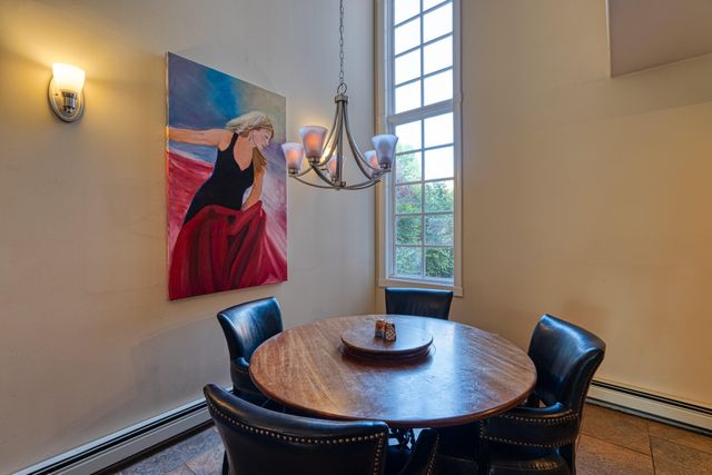 2809 Calle Del Rio NW, Albuquerque, NM 87104