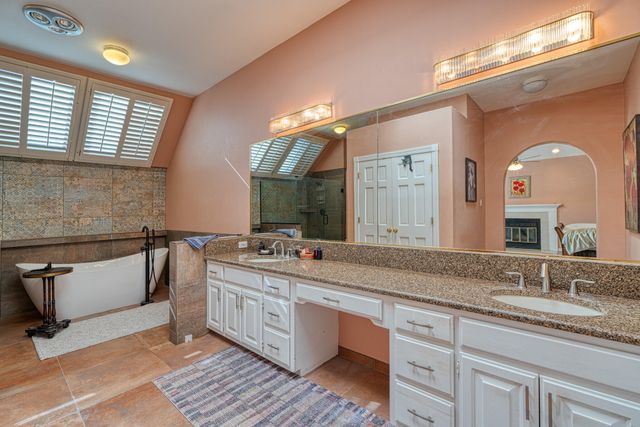 2809 Calle Del Rio NW, Albuquerque, NM 87104