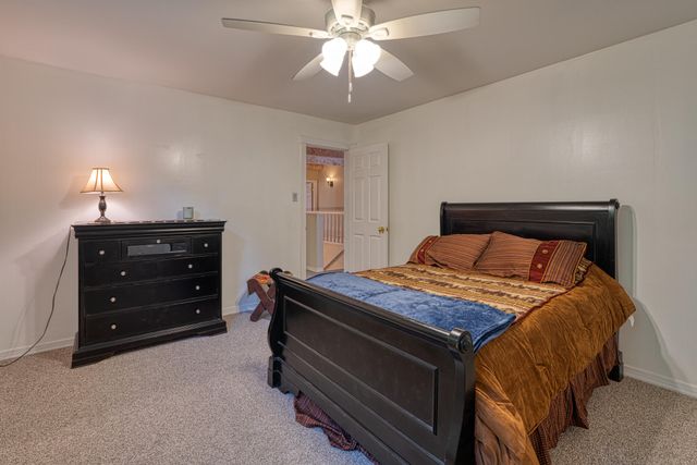 2809 Calle Del Rio NW, Albuquerque, NM 87104