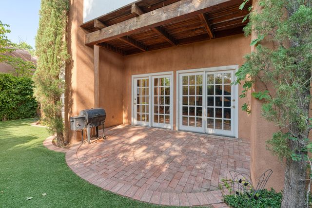 2809 Calle Del Rio NW, Albuquerque, NM 87104