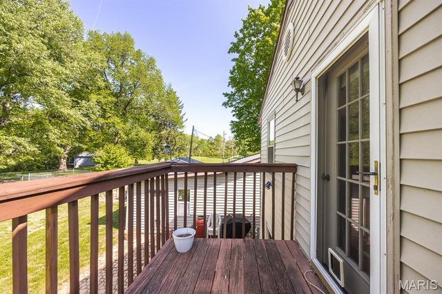 20 Green Oaks, Belleville, IL 62223