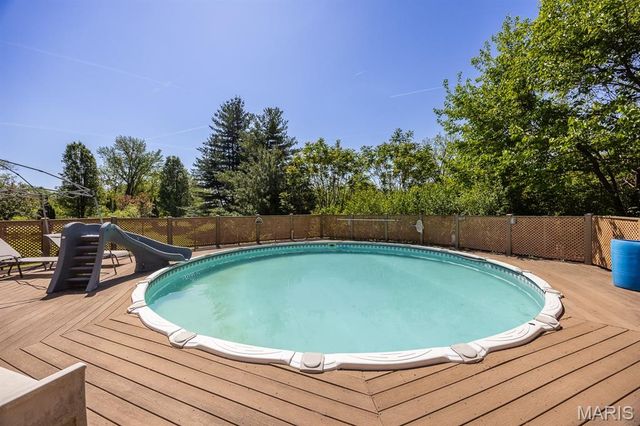 20 Green Oaks, Belleville, IL 62223