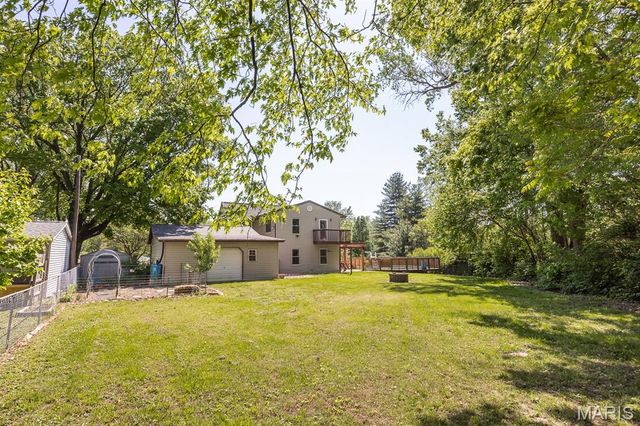 20 Green Oaks, Belleville, IL 62223