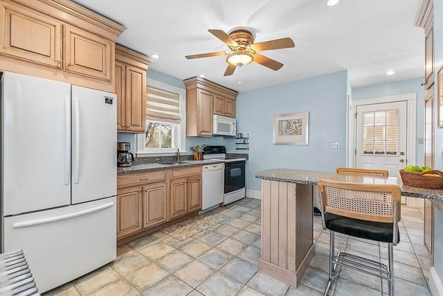 24 Phillips Avenue, Norwood, MA 02062