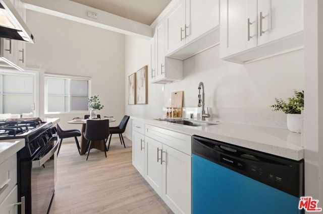 1328 W 8th Street, Upland, CA 91786