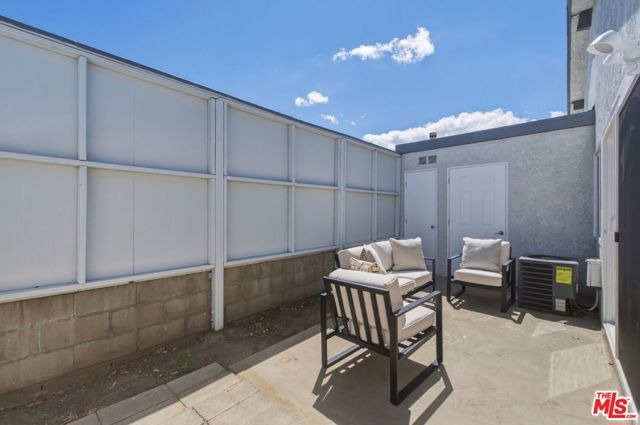 1328 W 8th Street, Upland, CA 91786