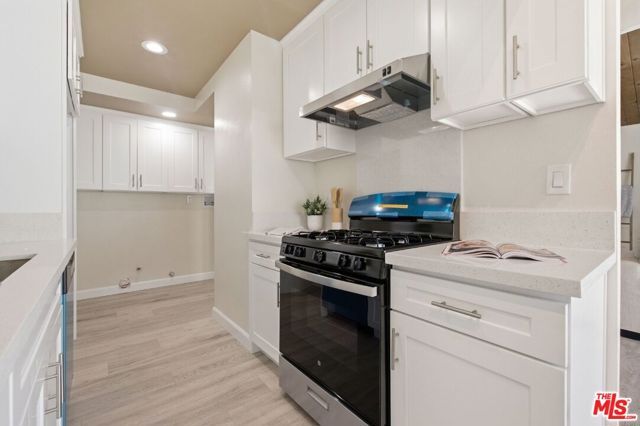 1328 W 8th Street, Upland, CA 91786