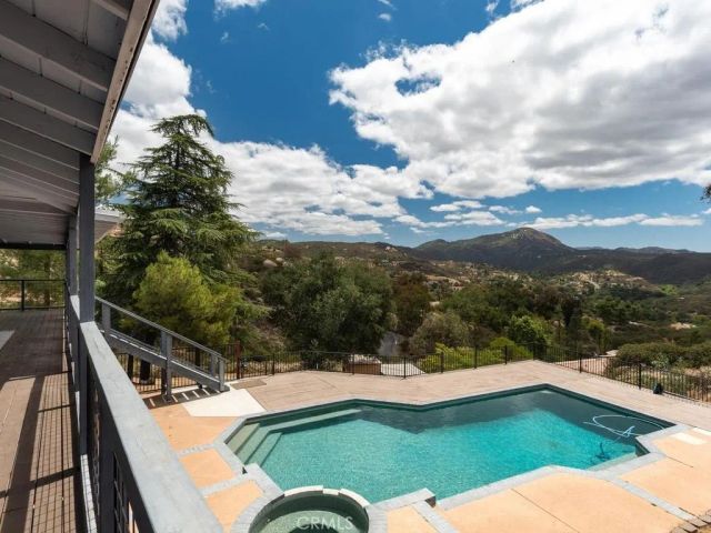 2302 Via Dieguenos, Alpine, CA 91901