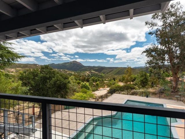 2302 Via Dieguenos, Alpine, CA 91901