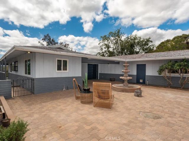 2302 Via Dieguenos, Alpine, CA 91901