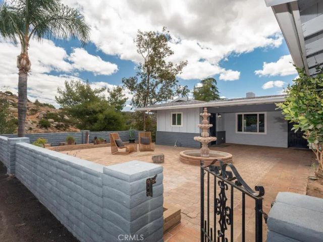 2302 Via Dieguenos, Alpine, CA 91901