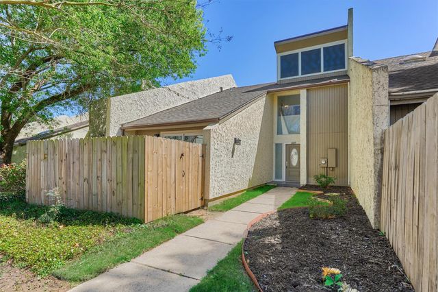12239 Glenview Drive, Montgomery, TX 77356