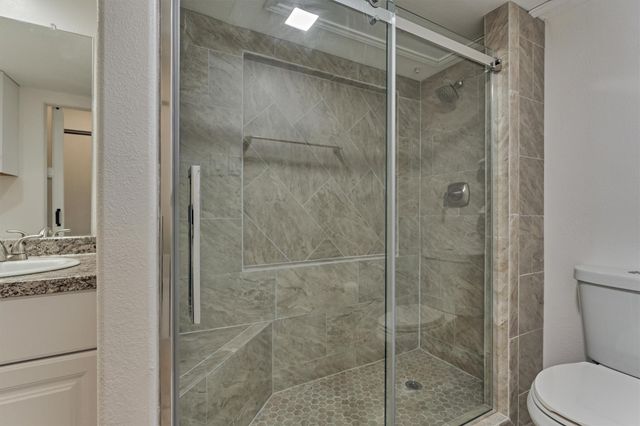 12239 Glenview Drive, Montgomery, TX 77356