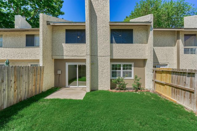 12239 Glenview Drive, Montgomery, TX 77356