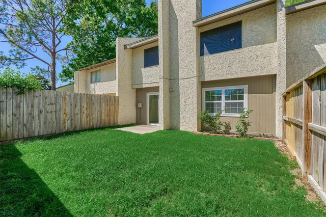 12239 Glenview Drive, Montgomery, TX 77356