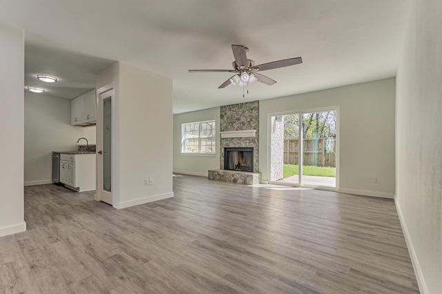 12239 Glenview Drive, Montgomery, TX 77356