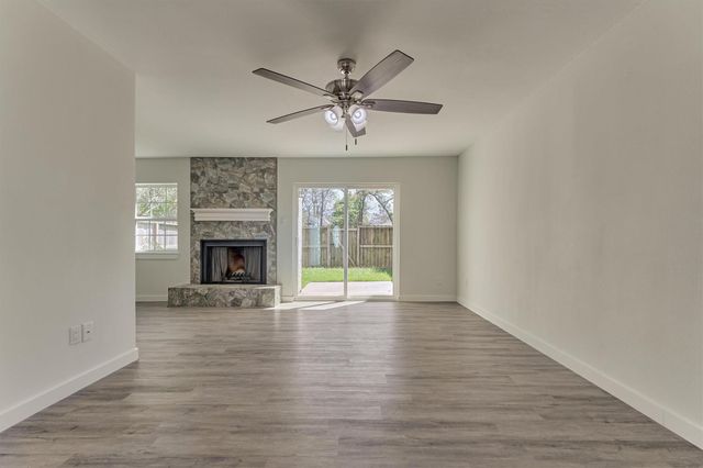 12239 Glenview Drive, Montgomery, TX 77356