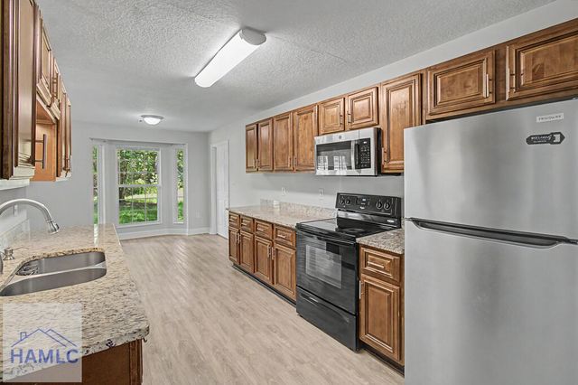 10179 Highway 196, Hinesville, GA 31313