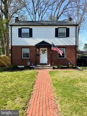 16 ADAMS AVE, Pitman, NJ 08071