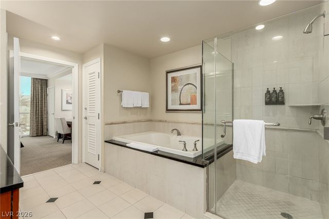 135 East Harmon Avenue 02702, Las Vegas, NV 89109