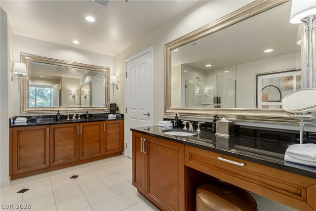 135 East Harmon Avenue 02702, Las Vegas, NV 89109