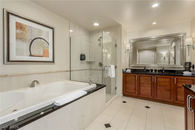 135 East Harmon Avenue 02702, Las Vegas, NV 89109