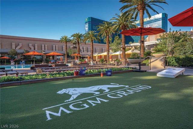 135 East Harmon Avenue 02702, Las Vegas, NV 89109