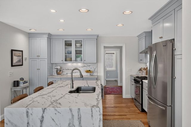 27 S Orleans Road, Orleans, MA 02653