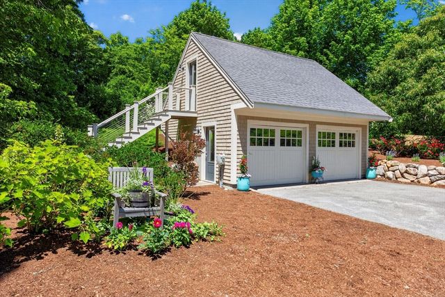 27 S Orleans Road, Orleans, MA 02653