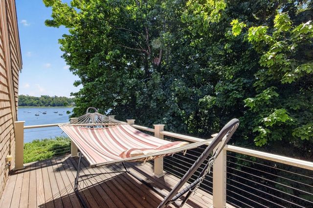 27 S Orleans Road, Orleans, MA 02653