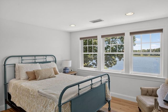 27 S Orleans Road, Orleans, MA 02653