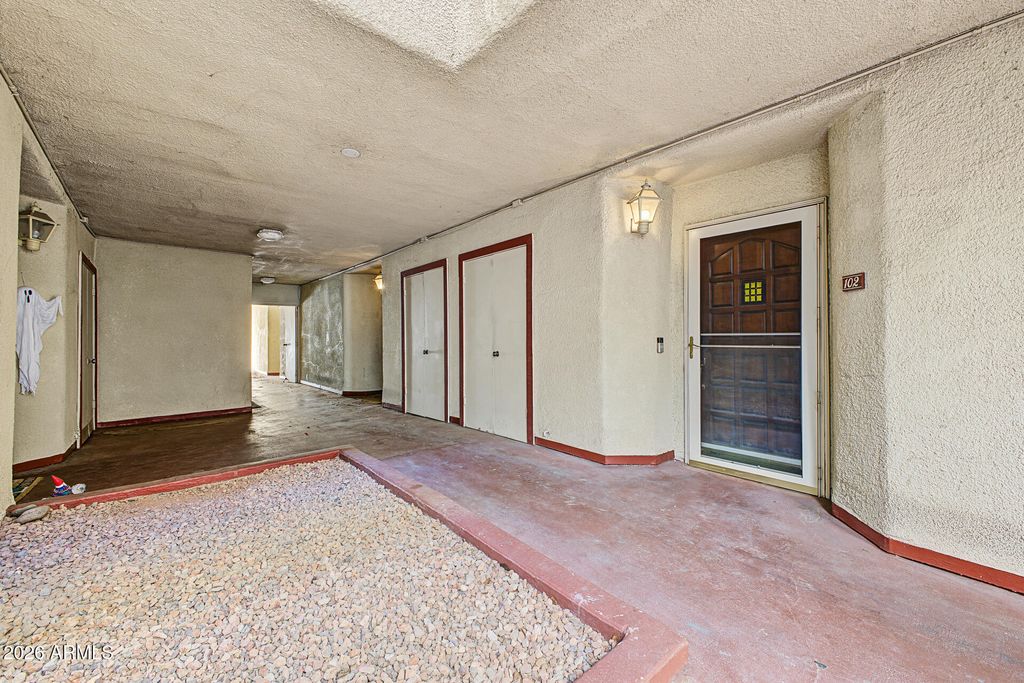 4330 N 5TH Avenue 102, Phoenix, AZ 85013 — exterior