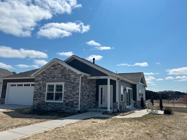 5102 Sheffer Farm Road, Garfield Twp, MI 49685