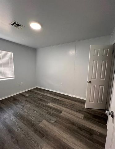 301 Winding Lane, Edmond, OK 73003